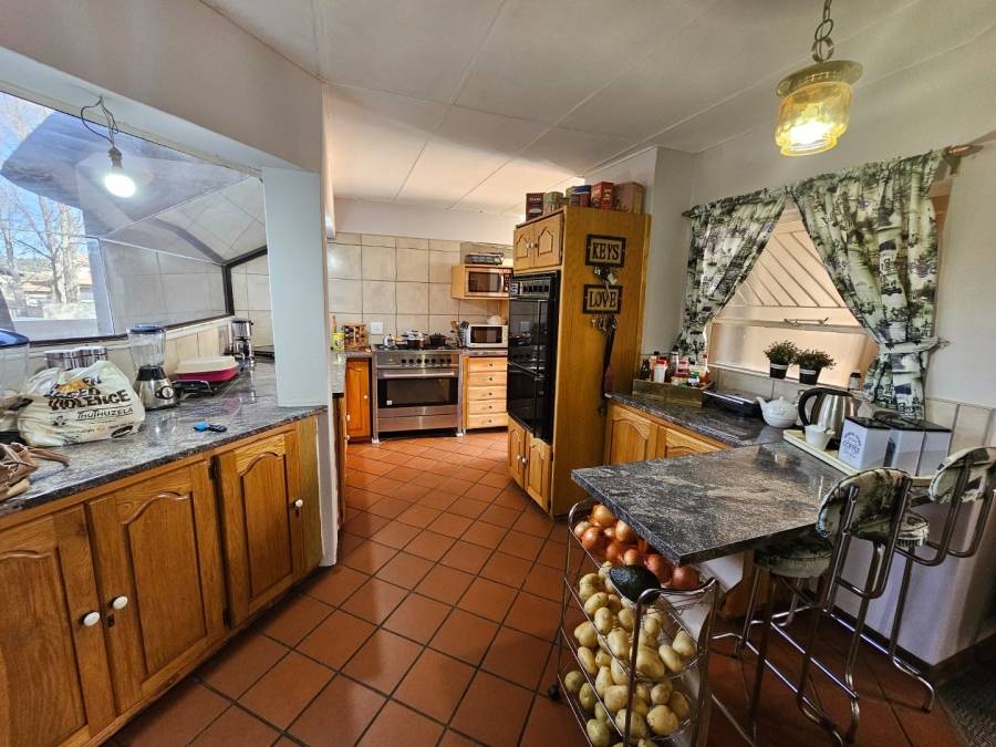 To Let 5 Bedroom Property for Rent in La Provance Free State